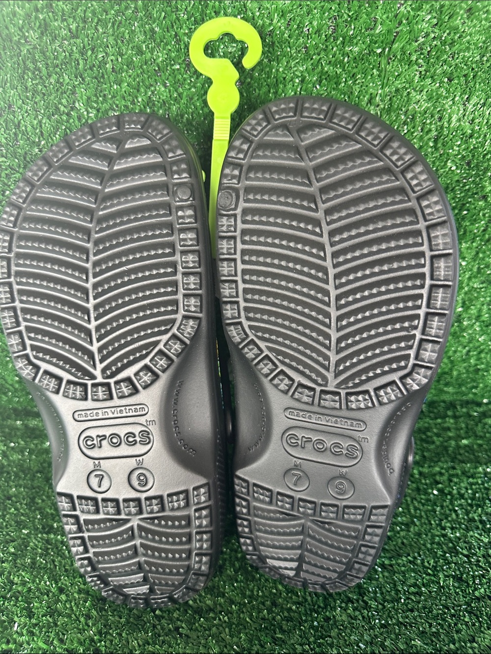 CROCS Kids' Black Tropical Lion King Sandals - Picture 5 of 11